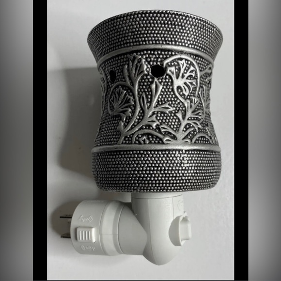 Mini Scentsy warmer! - Picture 4 of 6